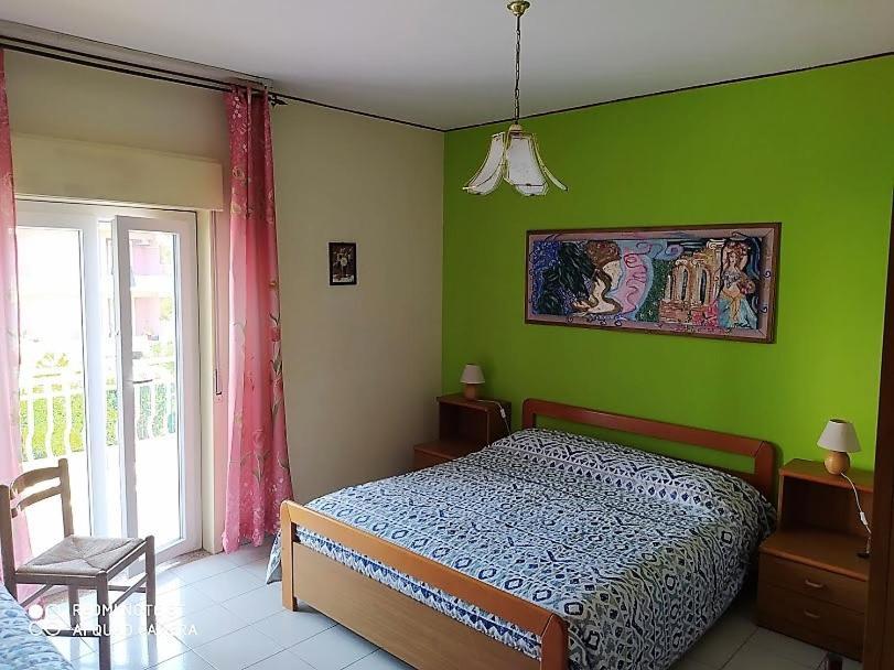 גיארדיני נאקסוס Hotel Eliseo מראה חיצוני תמונה