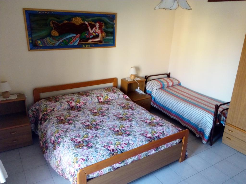 גיארדיני נאקסוס Hotel Eliseo מראה חיצוני תמונה