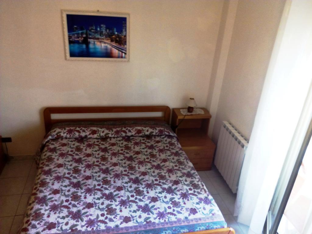 גיארדיני נאקסוס Hotel Eliseo מראה חיצוני תמונה
