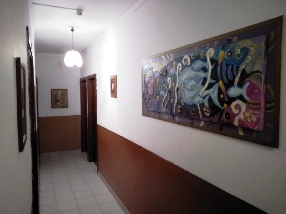 גיארדיני נאקסוס Hotel Eliseo מראה חיצוני תמונה