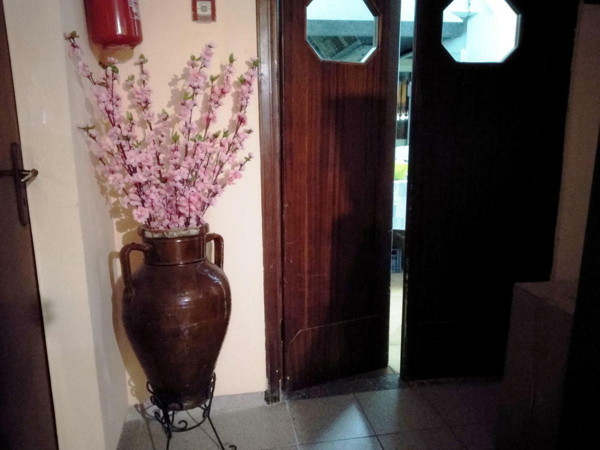גיארדיני נאקסוס Hotel Eliseo מראה חיצוני תמונה